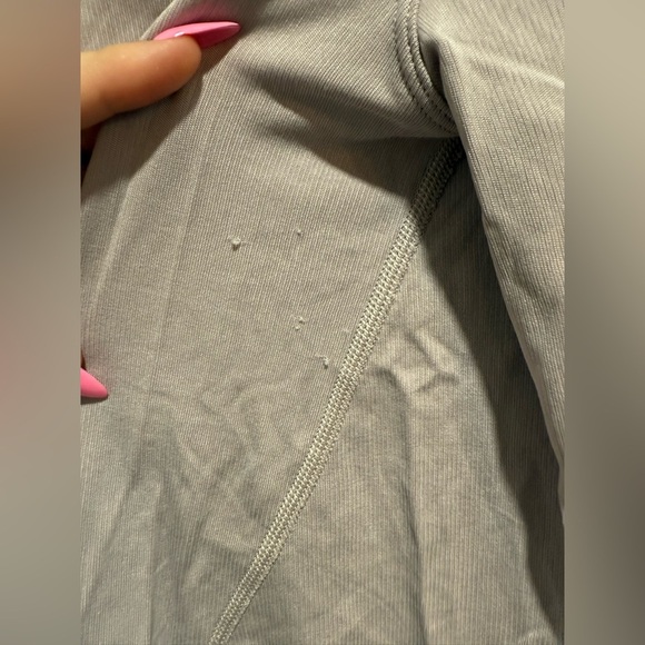 Lululemon long sleeve - Picture 5 of 5